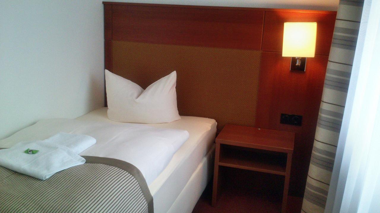 Hotel Boizenburger Hof Quarto foto
